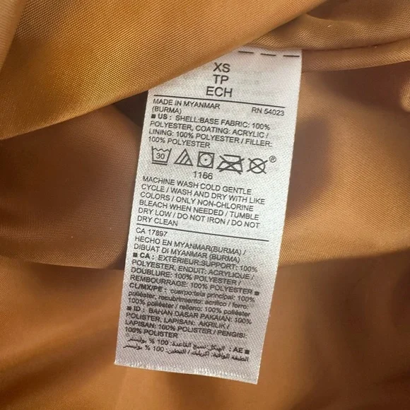 Old Navy Full Zip Diamond Quilted Vest Size XS Women’s - Picture 4 of 7